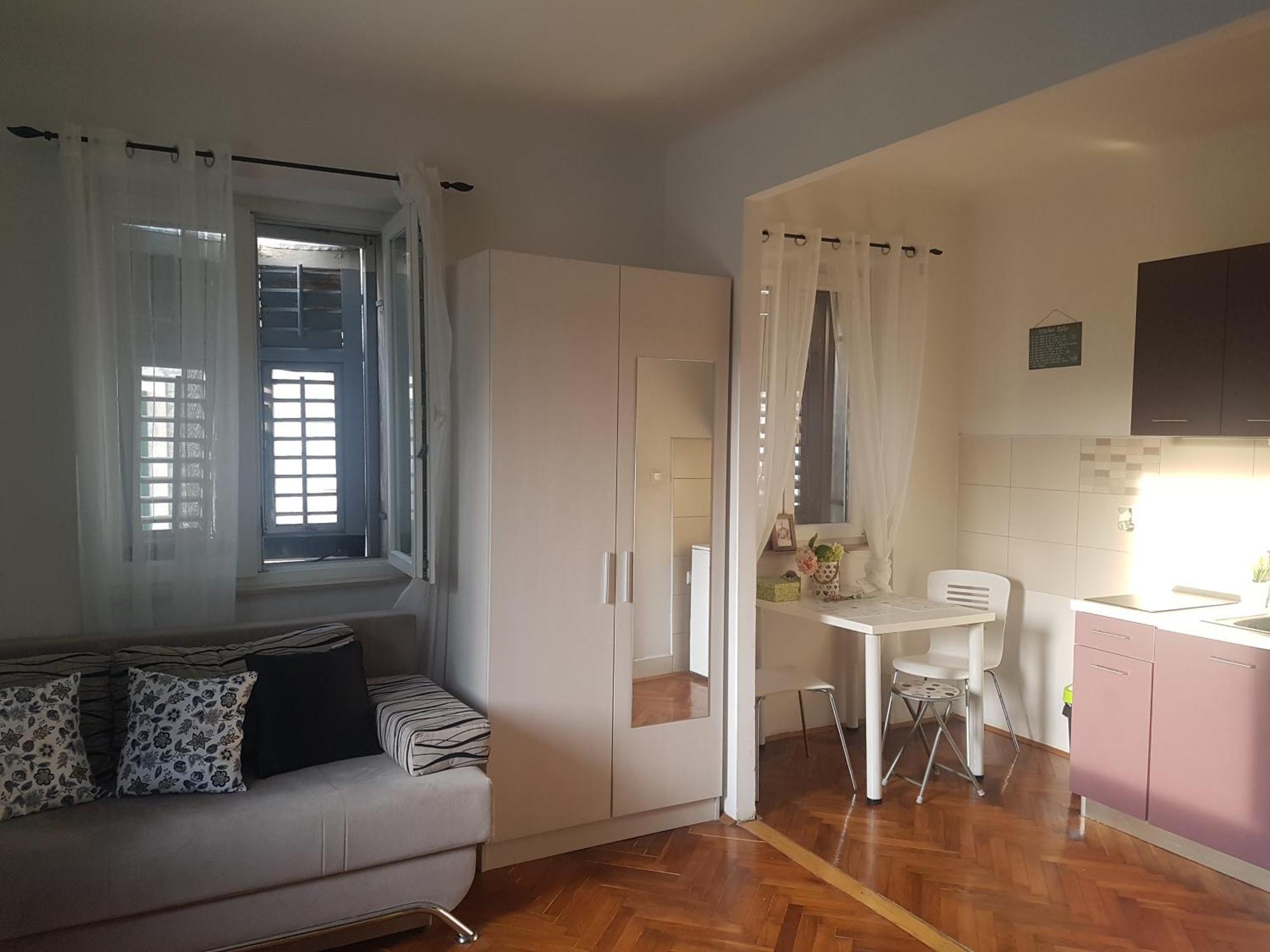 Finta Center Apartman *