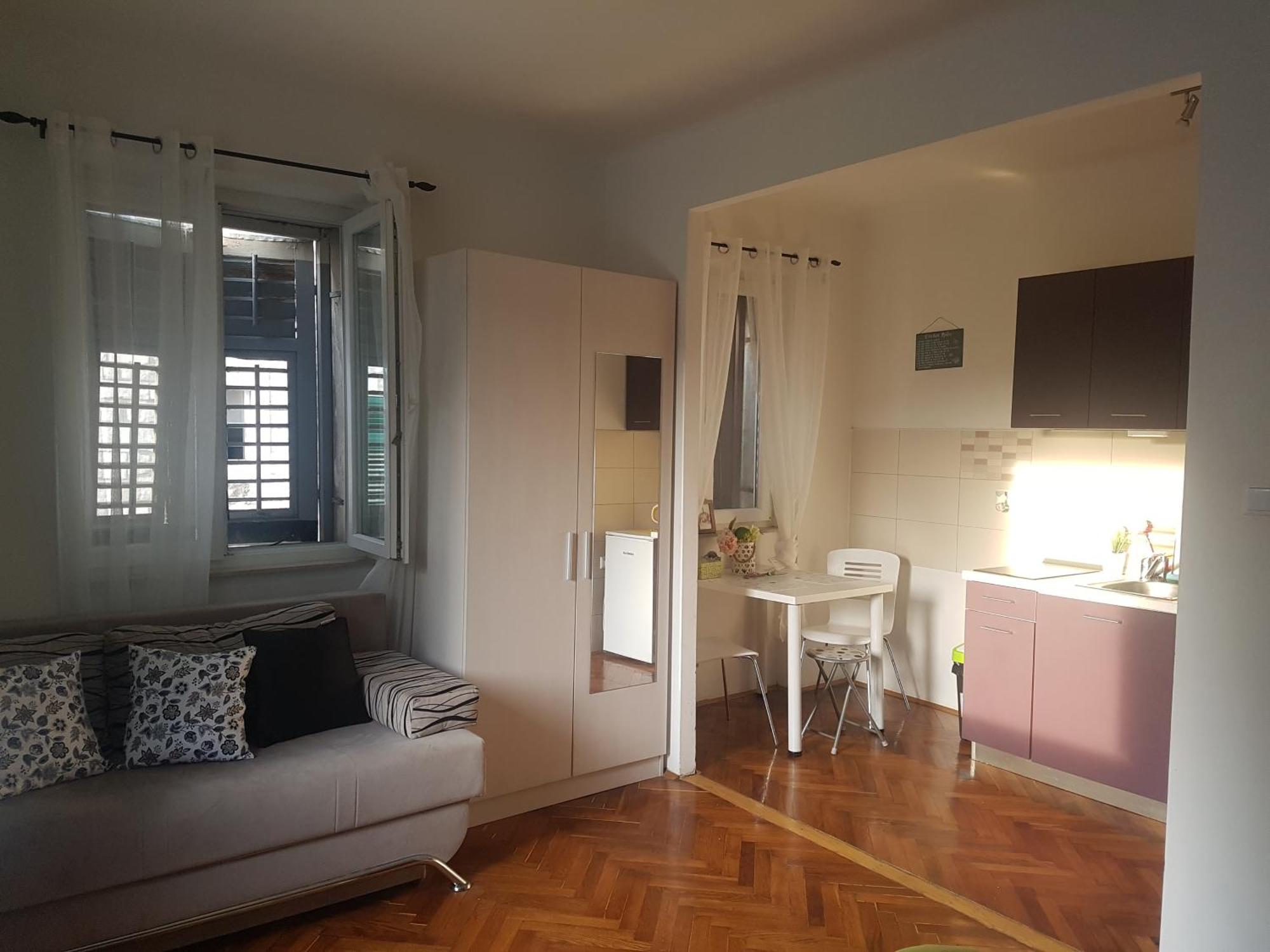 Apartman Finta Center *